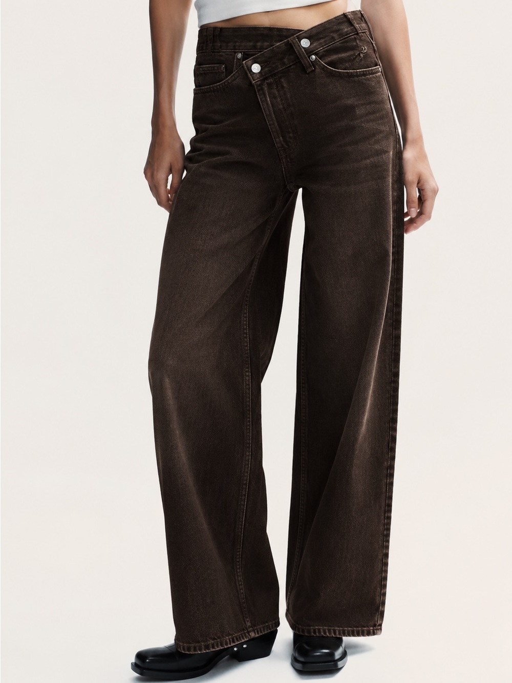 Zara High Waisted Wide Leg Crossover Jeans Dark Brown Size US 2 EU 34